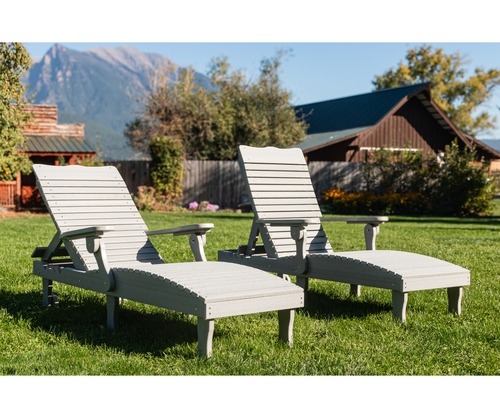 Chaise Lounge