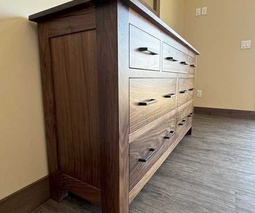 Walnut 7 Drawer Dresser