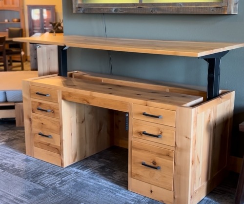Executive Lift Desk