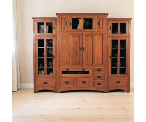Gallatin Classic Entertainment Cabinet