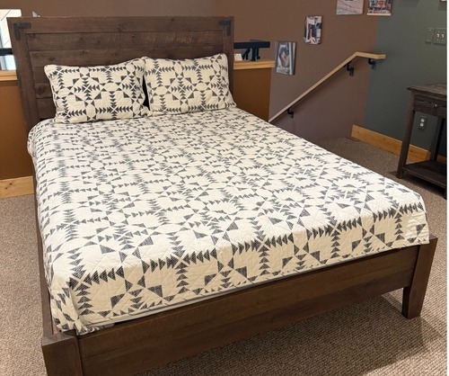 Homestead Bed